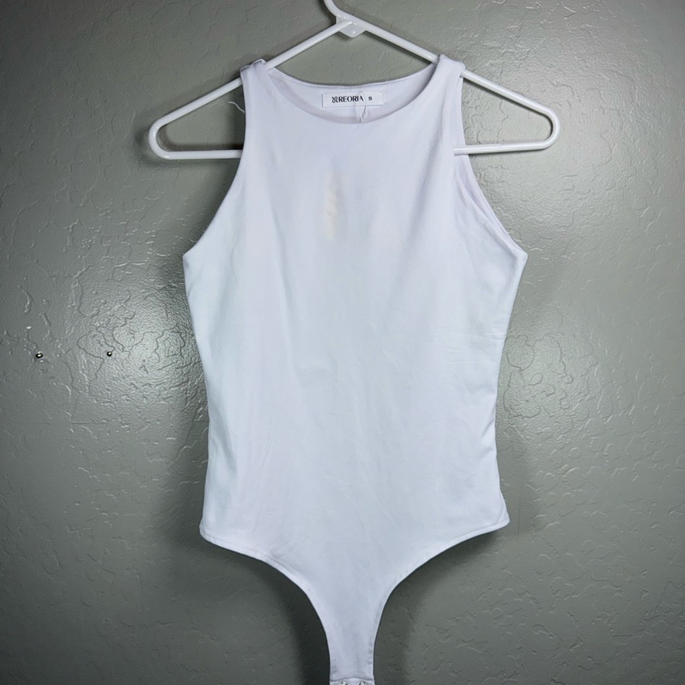 REORIA White Sleeveless Bodysuit Size S